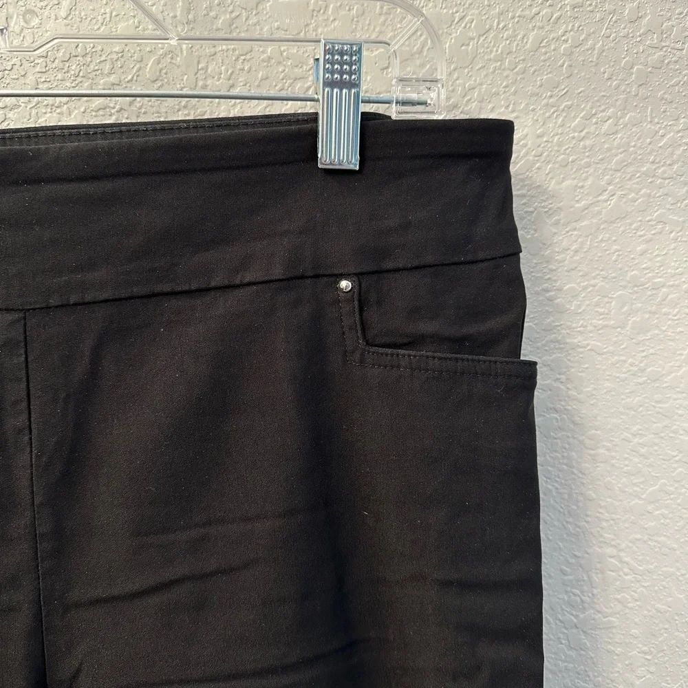 Black crop trousers - Picture 3 of 3